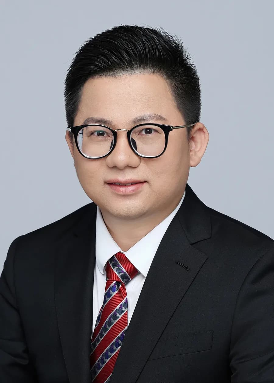 何栋民