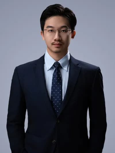 何锦俊